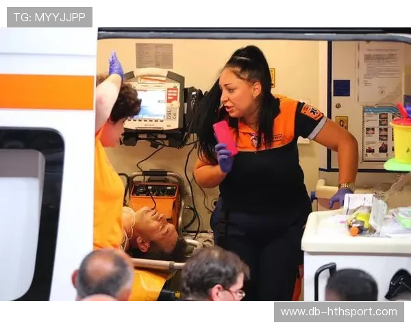 世界级教练突发心脏病，紧急送医